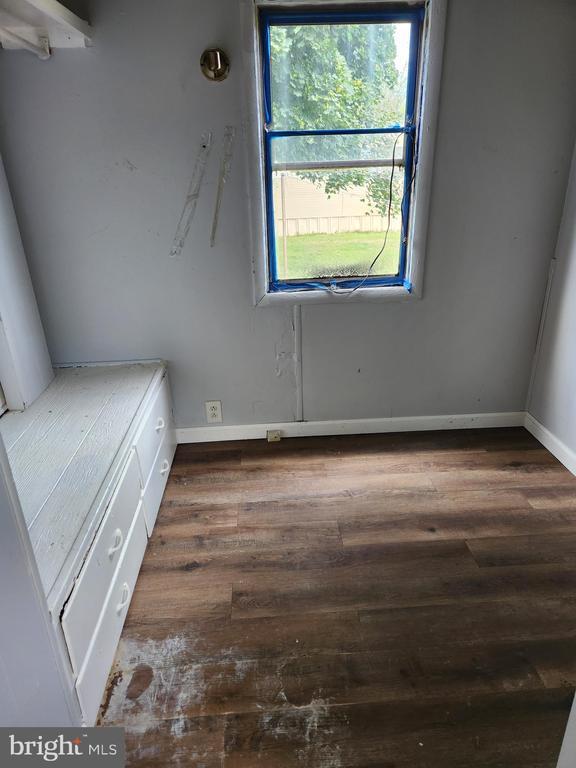 Photo - 511 N Western Ave