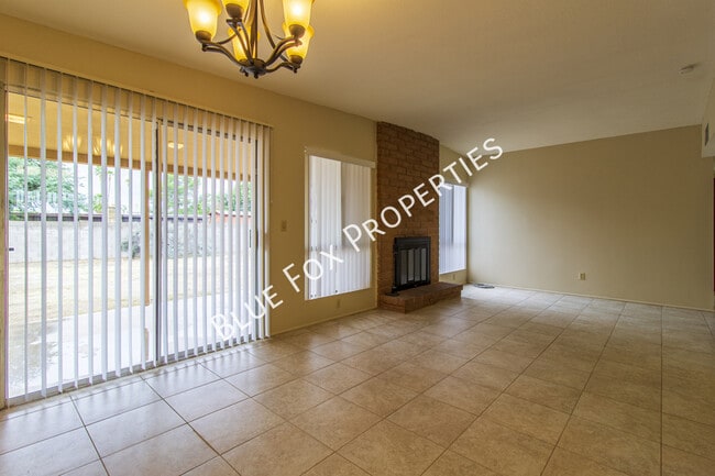 Photo - 2618 S Camino Seco