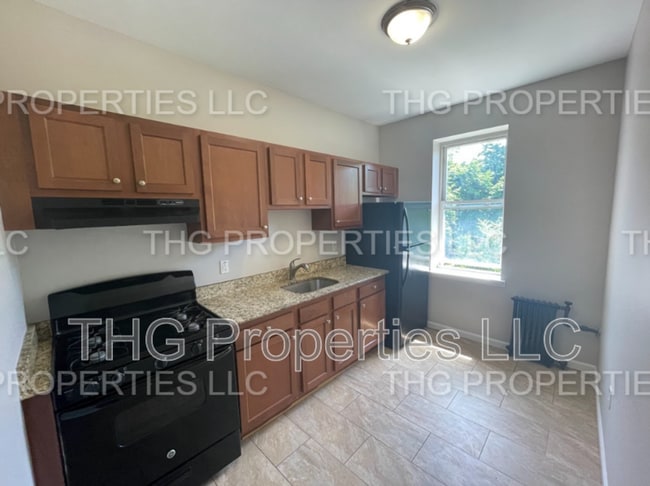 Photo - 641 Lincoln Ave Unit Apt. 33 (L)