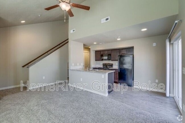 Building Photo - 8870 W Shellie Ln Rental