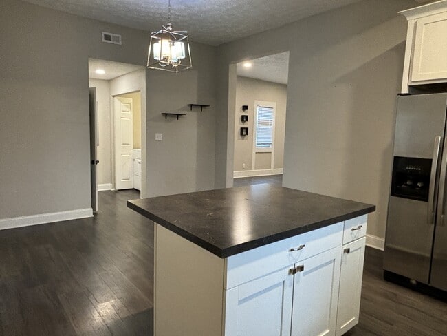 Photo - 229 S Summit St