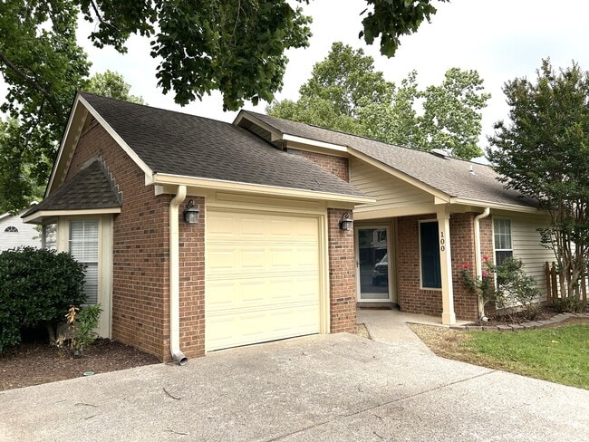 Building Photo - 100 Meridian Ct