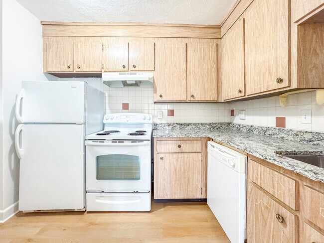 Photo - 11 Hodges Ave Unit 1