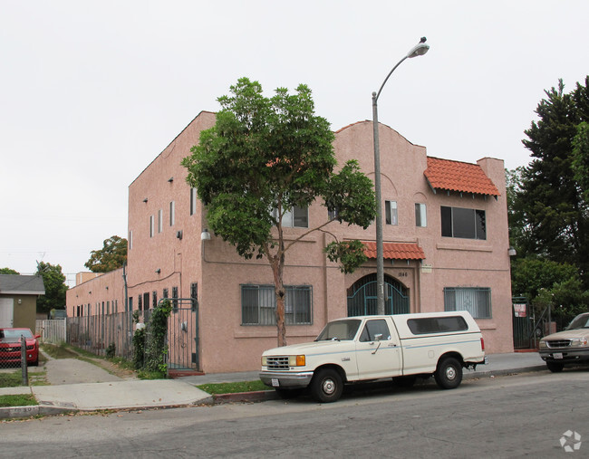 Building Photo - LB1846