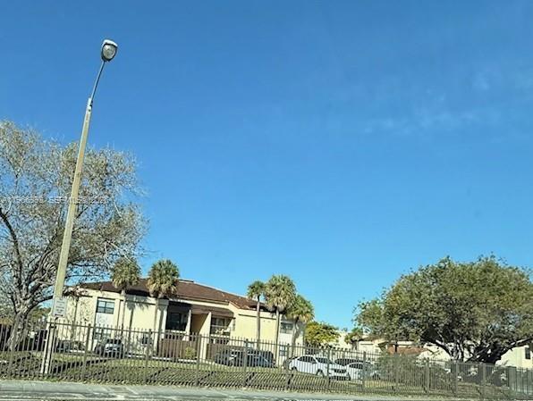 Photo - 660 W Park Dr Unit 1-201