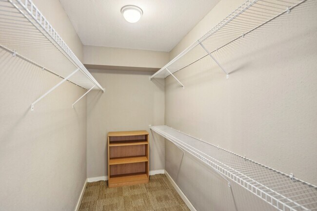 4641 Wild Indigo St Unit 427