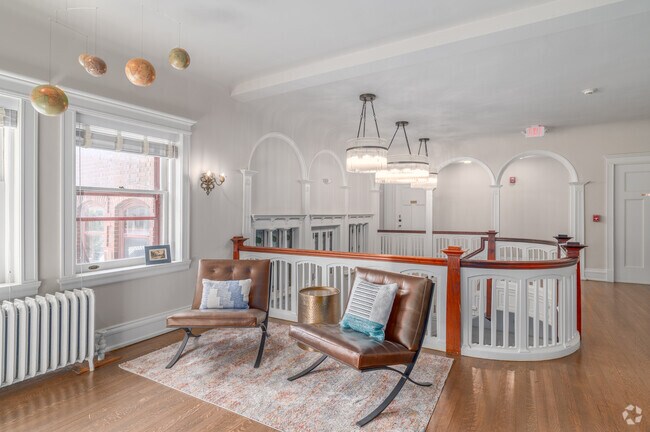 Second Floor Lounge