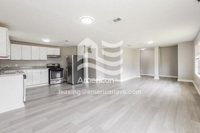 Photo - 278 Longview Dr