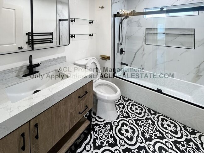 Photo - 2 Houses, 1 Price. Nicely Updated Single Family Home with ADU