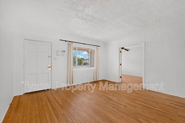 Photo - 310 Truman St NE