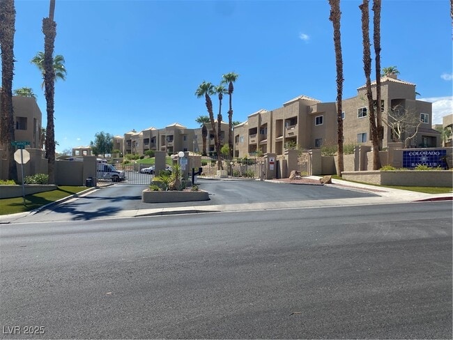 Building Photo - 2160 Highpointe Dr Unit 103 Rental