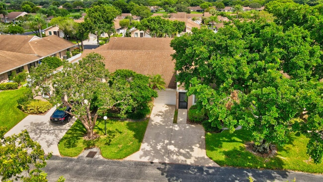 Photo - 8089 Springtree Rd