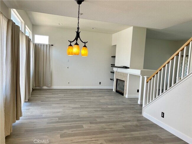 Photo - 1388 Sutherland Dr