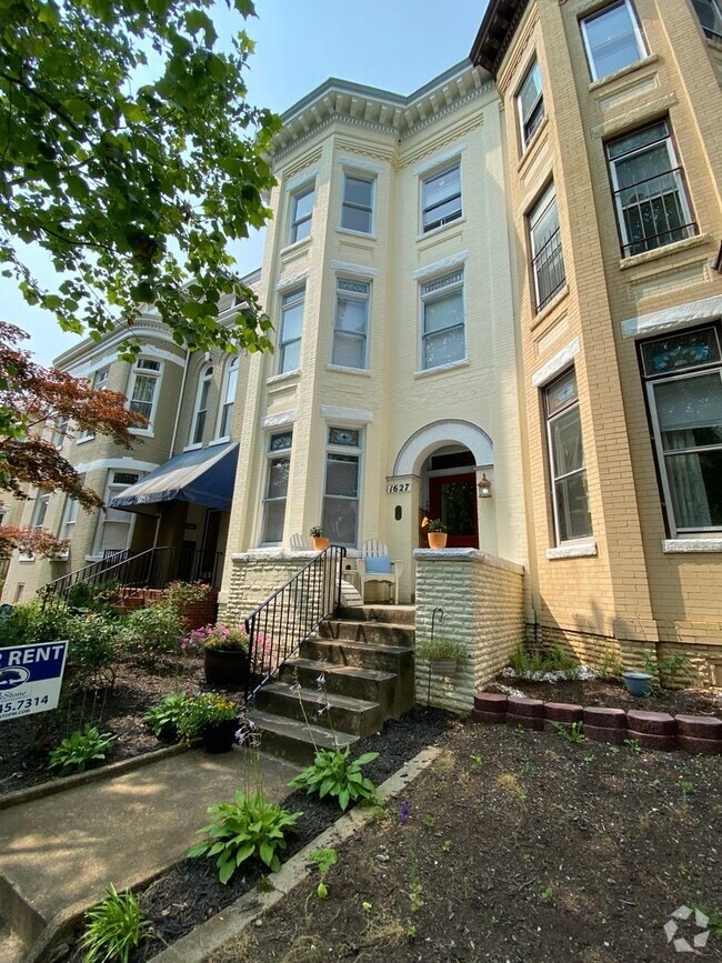 Building Photo - 1627 W Grace St Unit 3 Rental