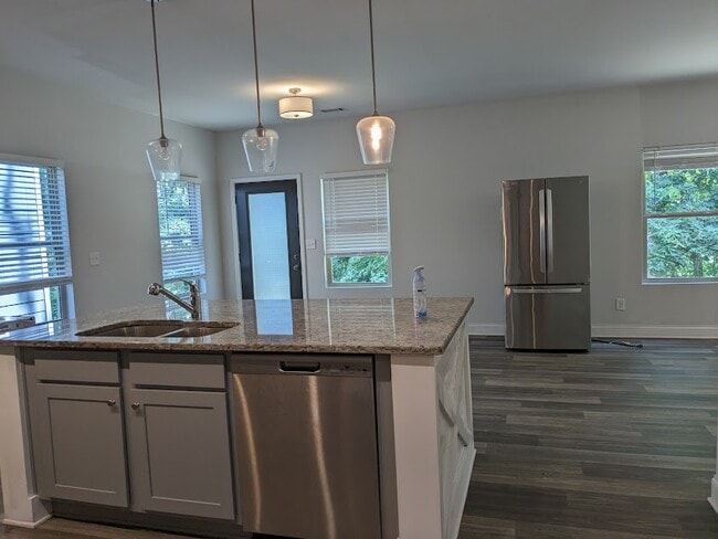 Building Photo - 479 Omnia Ridge Way