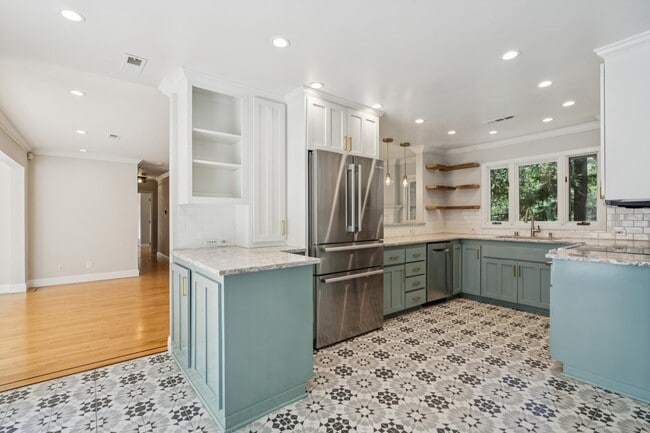 Photo - 3575 Springhill Rd