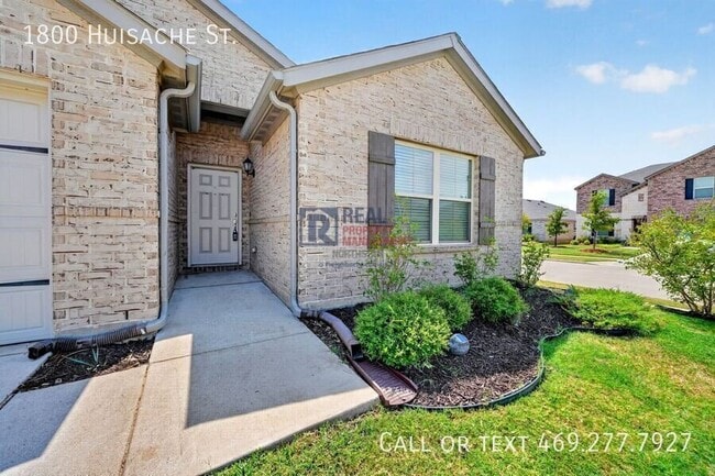 Photo - 1800 Huisache St