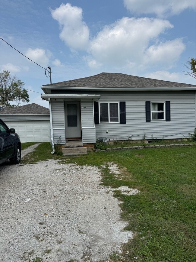 Building Photo - 3114 7th Ave S Rental