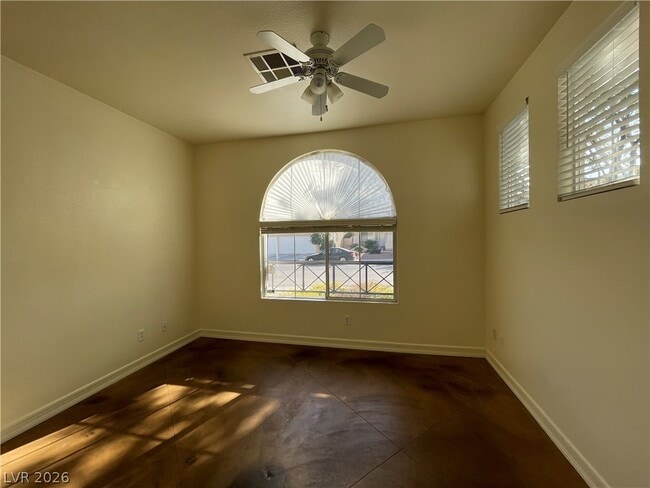 Photo - 9842 Ridgehaven Ave