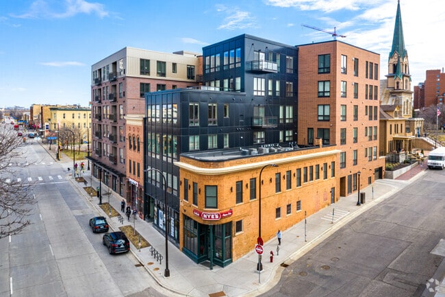 The M on Hennepin