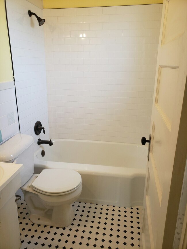 Photo - 1428 W Dean Ave Unit 08 - Studio, 1 Bath