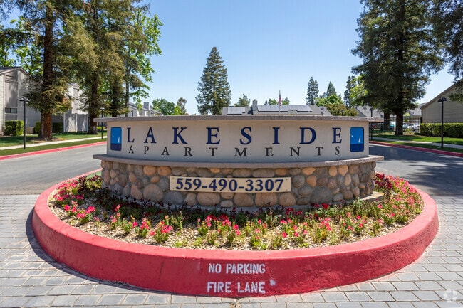 Lakeside Apartments