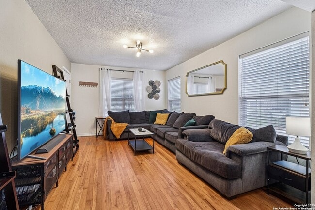 Photo - 2709 W Craig Pl