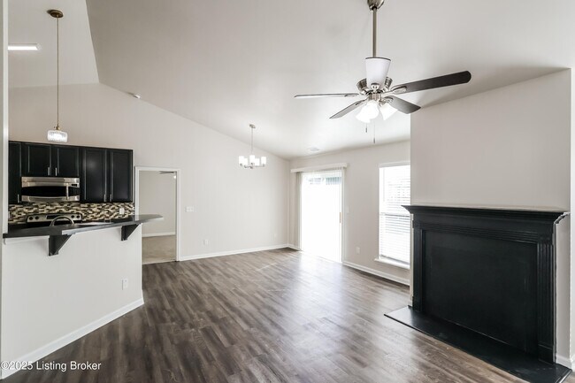 Photo - 7003 Hollow Oaks Dr