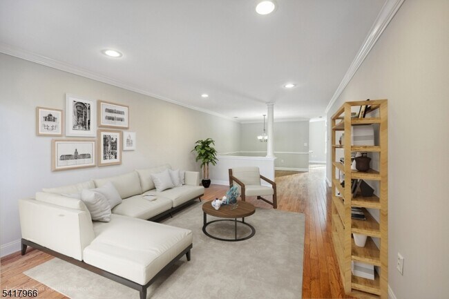 Photo - 48 Battalion Dr