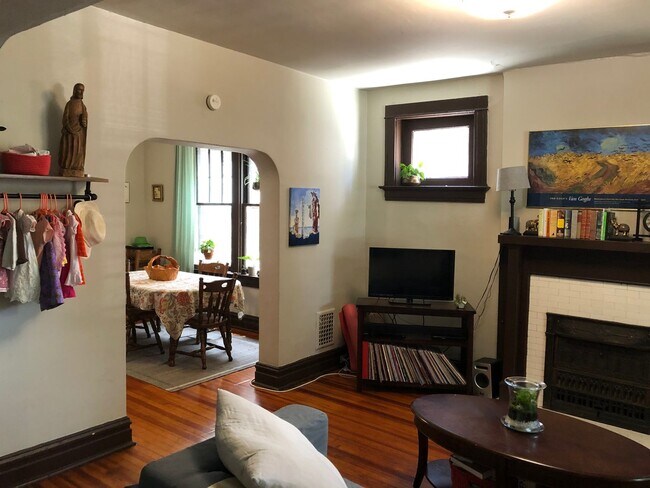 Photo - 2606 Oregon Ave Unidad 1st Floor