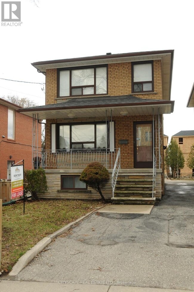 Photo - 49 Algoma St
