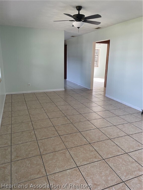 Photo - 338 E Hibiscus St