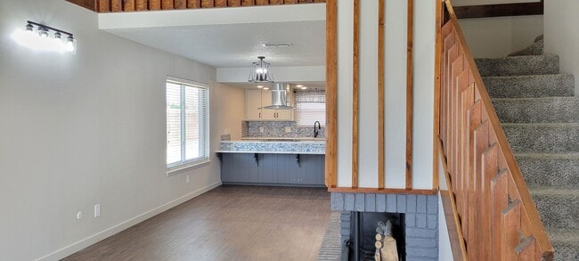 Photo - COLONIAL PARK LUXURY CONDO TOTAL UPDATED