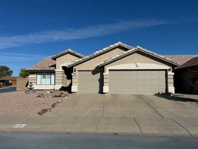 Single Story Home with 3 Car Garage - Single Story Home with 3 Car Garage