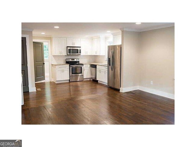 Photo - 784 Valley Brook Rd