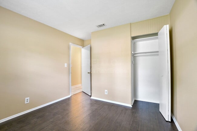 Photo - 5409 Ailanthus Trail