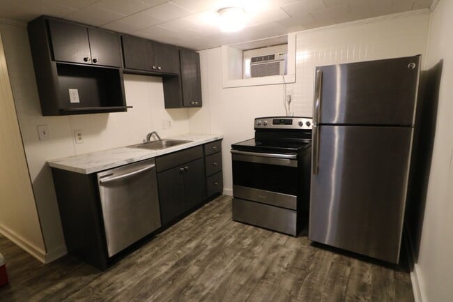 Photo - 1015 Bertrand St Unit 2