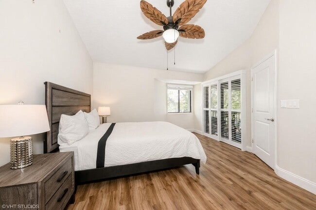 Photo - 805 Harbour Pointe Way