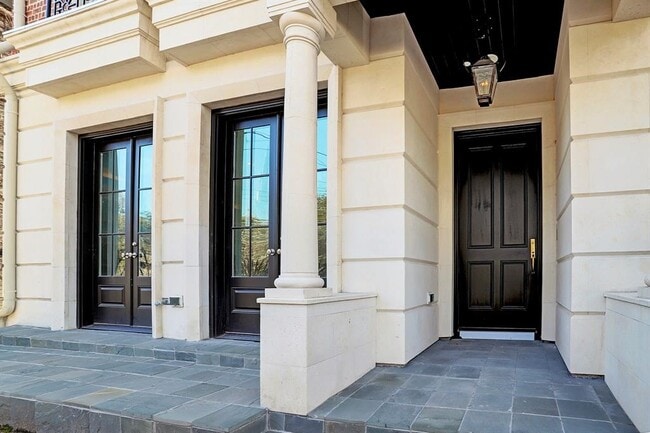 Photo - 1909 Revere St