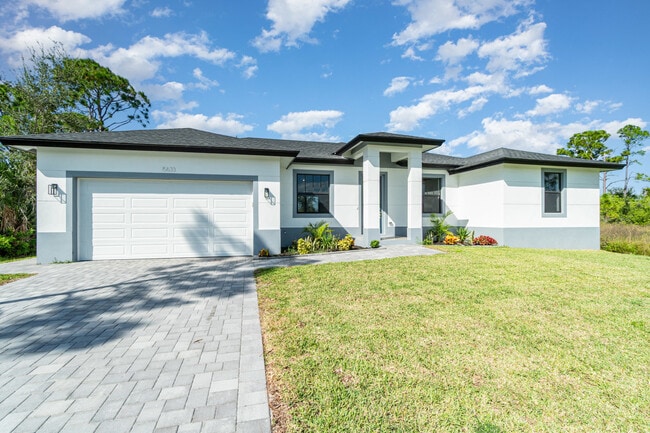 Photo - 15633 Lakeland Cir