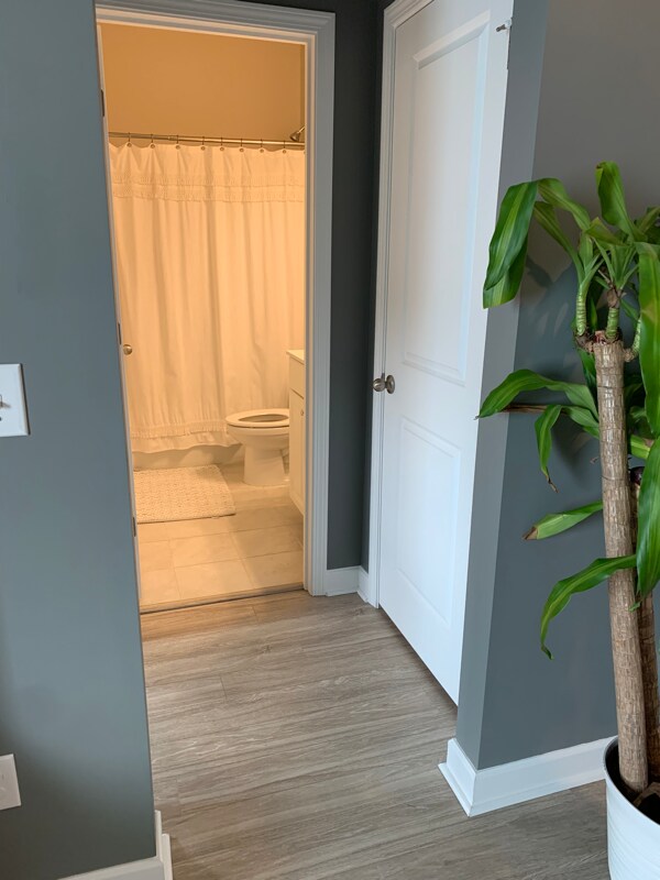 Photo - 554 McLernon Trce