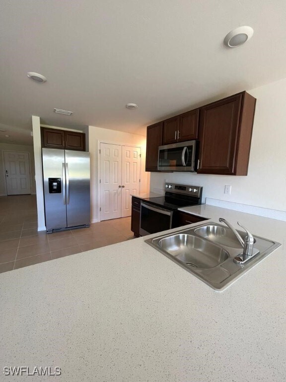 Photo - 9018 S Castle Cir