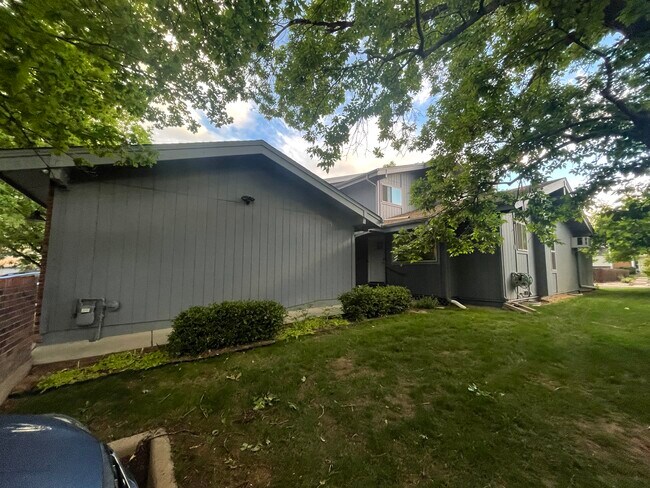 3147 Westwood Ct
