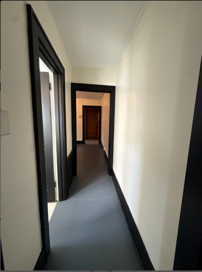 3225 W Liberty Ave Unit 4