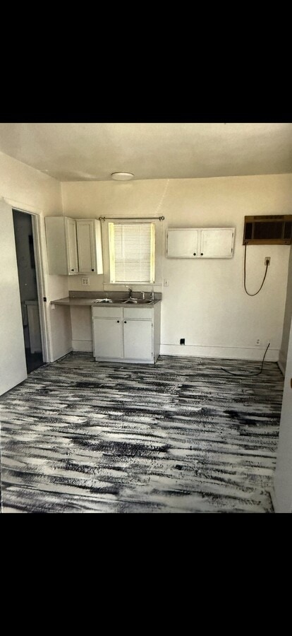 Photo - 123 E Church St