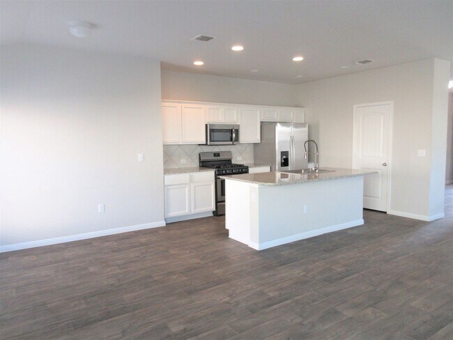 Photo - Home in Pioneer Crossing