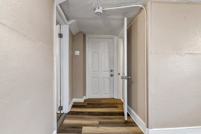 Photo - 153 Union St Unit B