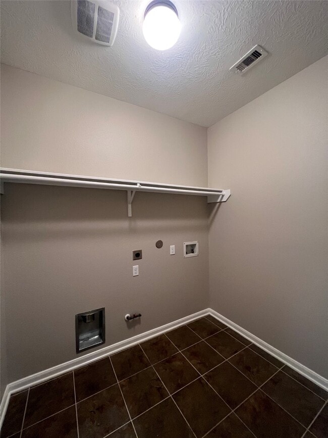 Photo - 2906 Coastal Prairie Ln