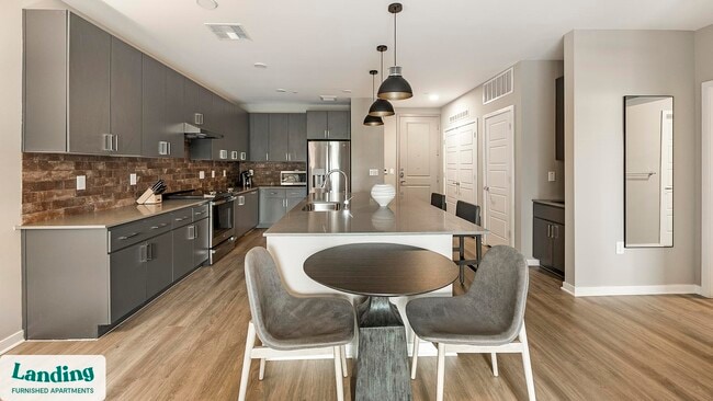 Photo - 402 W Lincoln St Unit 141.1407353