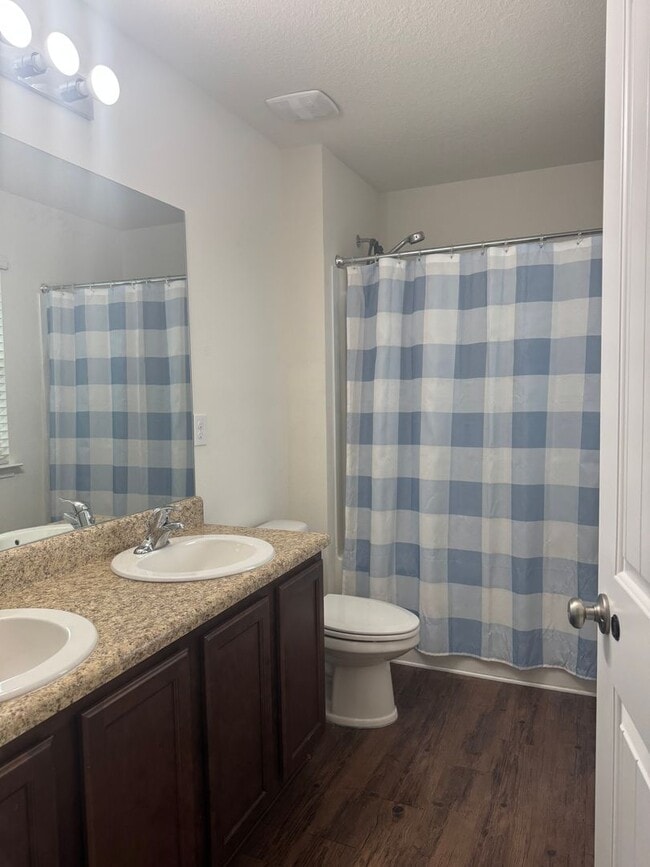 Photo - OPEN CONCEPT 4 BED / 2.5 BATH - Community Pool